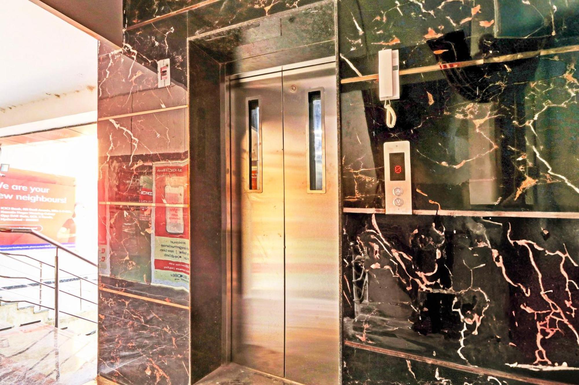 Hotel O R Square Hyderabad Exterior photo